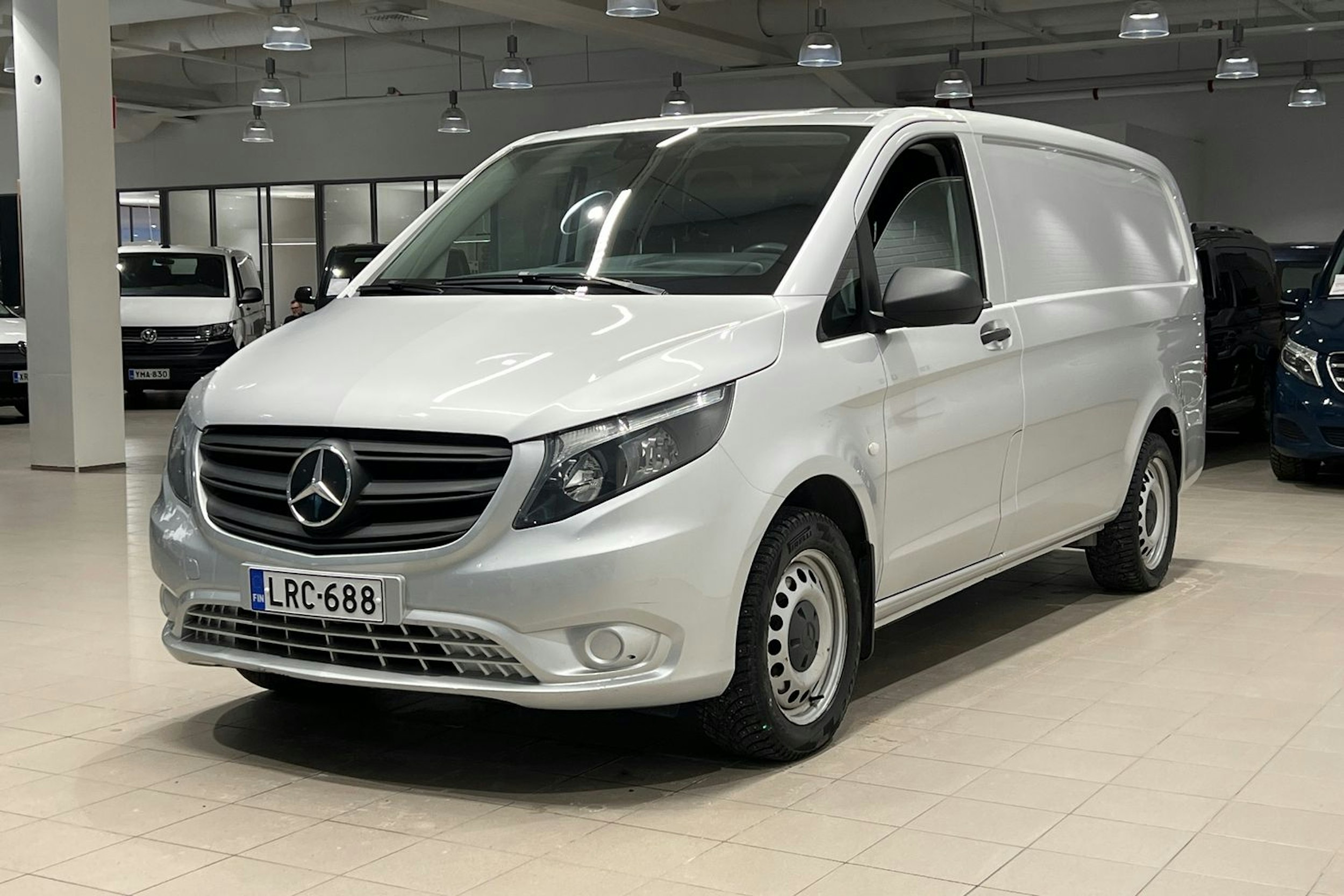 Harmaa Mercedes-Benz VITO 2022 kuva 22.