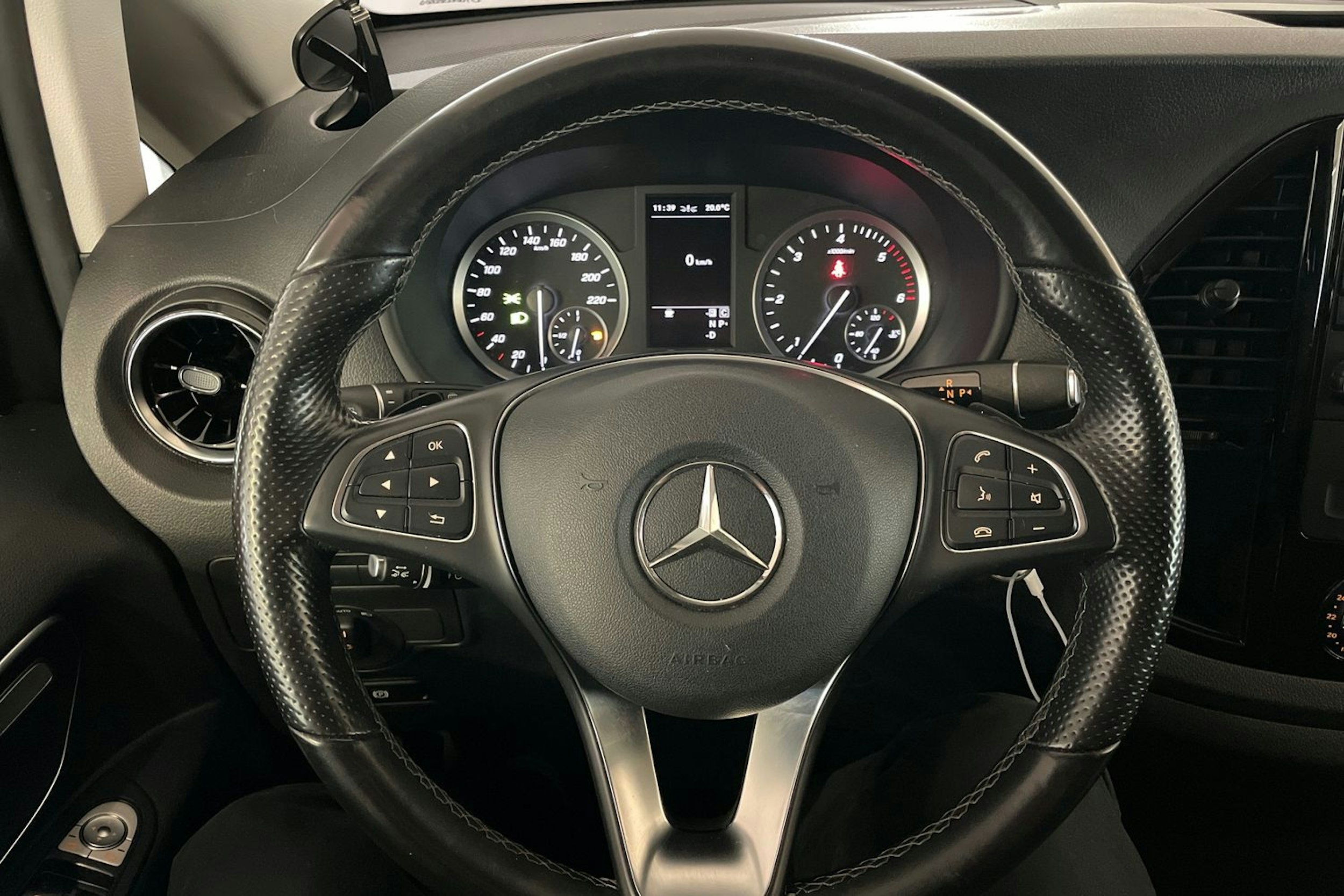 Harmaa Mercedes-Benz VITO 2022 kuva 13.