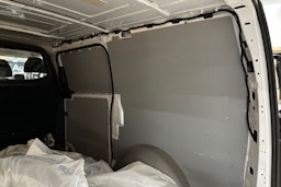 valkoinen Mercedes-Benz Vito 2022 kuva 12.