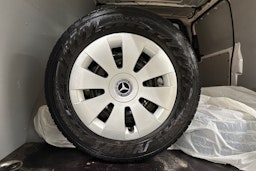 valkoinen Mercedes-Benz Vito 2022 kuva 13.