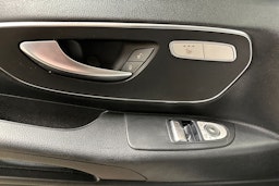 valkoinen Mercedes-Benz Vito 2022 kuva 14.