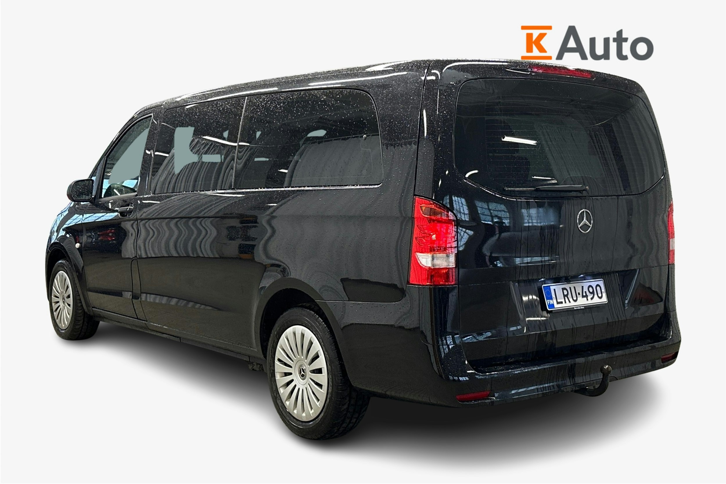 musta Mercedes-Benz Vito 2023 kuva 2.