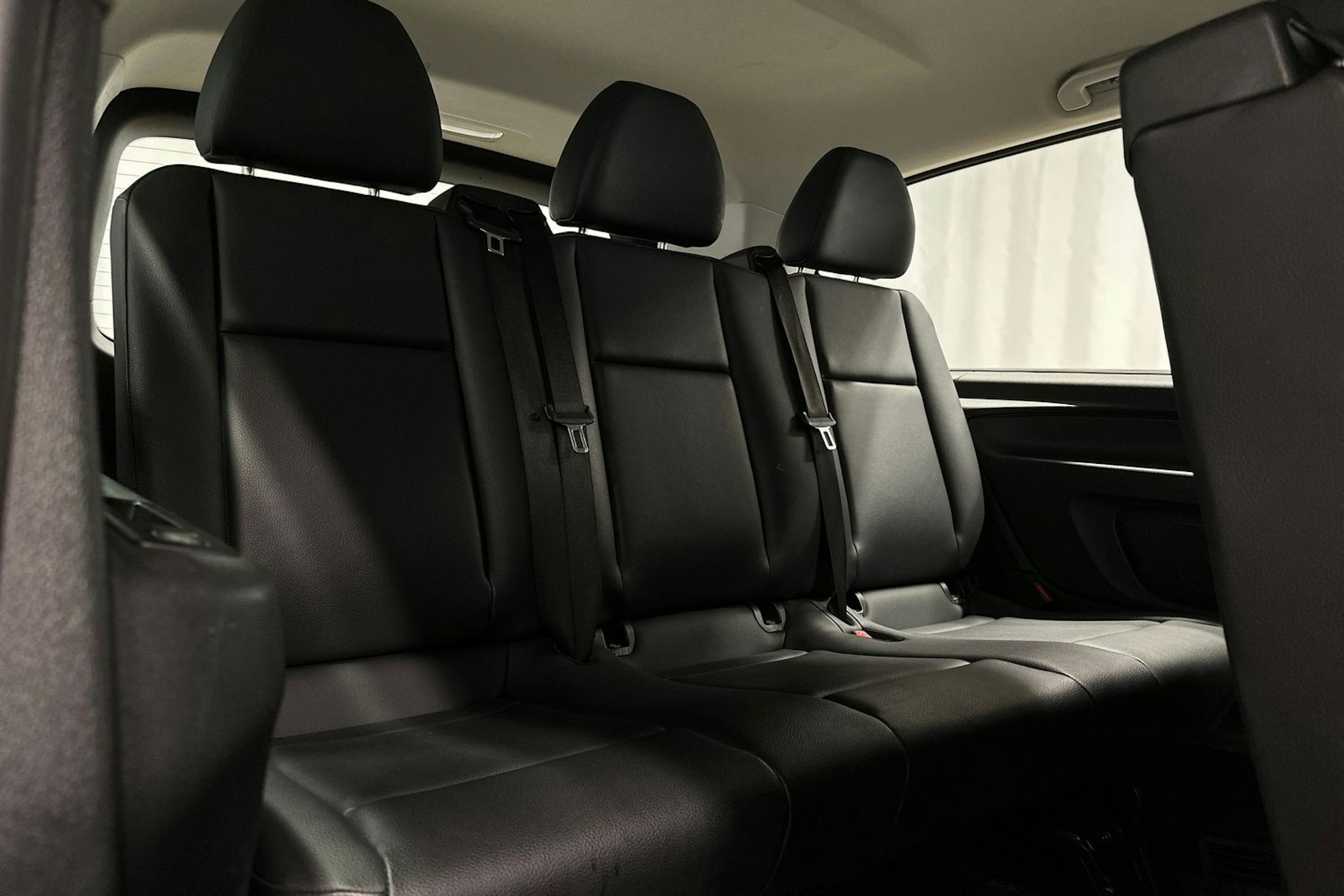 musta Mercedes-Benz Vito 2022 kuva 23.
