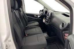 valkoinen Mercedes-Benz Vito 2022 kuva 11.