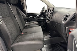 valkoinen Mercedes-Benz Vito 2022 kuva 11.