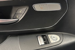 valkoinen Mercedes-Benz Vito 2022 kuva 21.