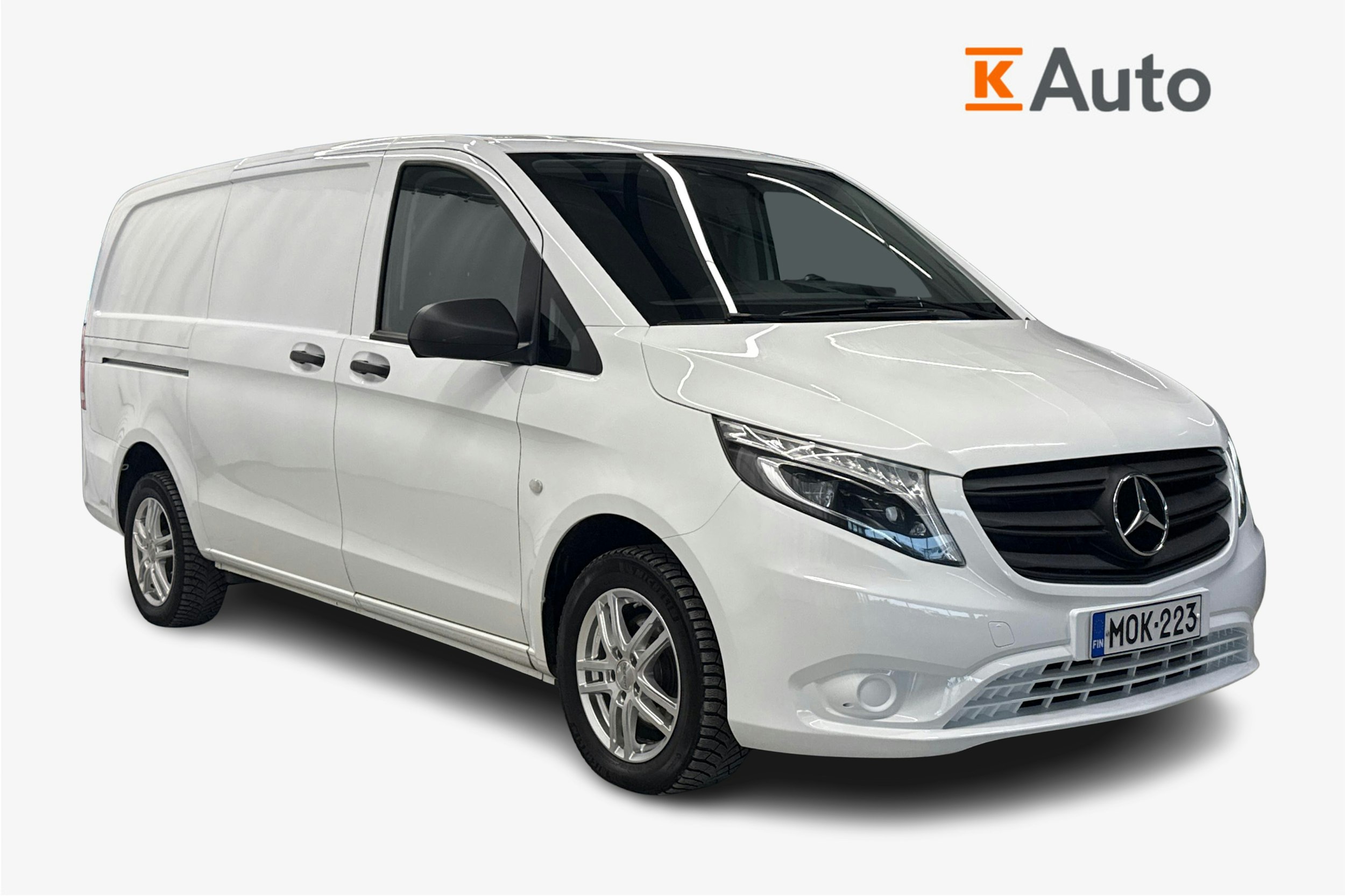 valkoinen Mercedes-Benz Vito 2022 kuva 1.