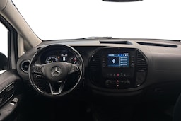 valkoinen Mercedes-Benz Vito 2022 kuva 9.