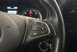 valkoinen Mercedes-Benz Vito 2022 kuva 17.