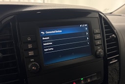 valkoinen Mercedes-Benz Vito 2022 kuva 19.