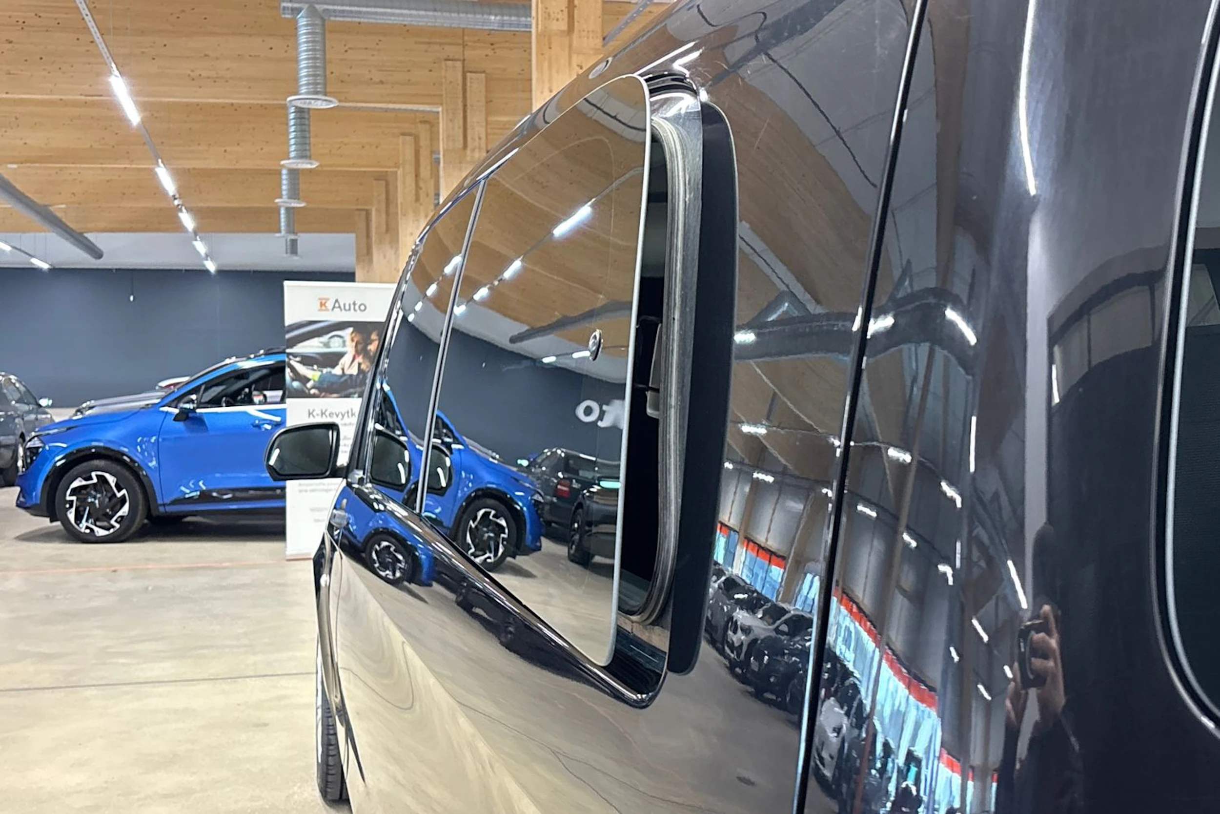 musta Mercedes-Benz Vito 2022 kuva 28.