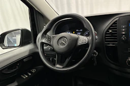 musta Mercedes-Benz Vito 2022 kuva 13.