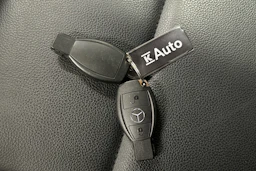 musta Mercedes-Benz Vito 2022 kuva 24.