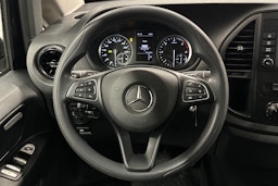 musta Mercedes-Benz Vito 2023 kuva 11.