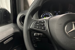 musta Mercedes-Benz Vito 2023 kuva 12.
