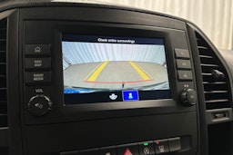 musta Mercedes-Benz Vito 2023 kuva 18.