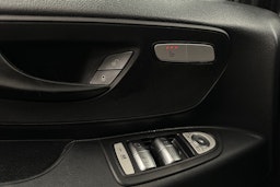 musta Mercedes-Benz Vito 2023 kuva 19.