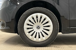 musta Mercedes-Benz Vito 2022 kuva 9.