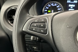 musta Mercedes-Benz Vito 2022 kuva 12.