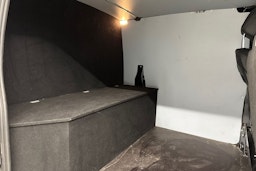 musta Mercedes-Benz Vito 2022 kuva 13.