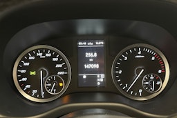 musta Mercedes-Benz Vito 2022 kuva 15.