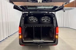 musta Mercedes-Benz Vito 2022 kuva 24.