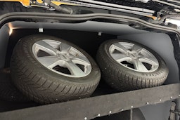 musta Mercedes-Benz Vito 2022 kuva 27.