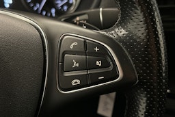 valkoinen Mercedes-Benz Vito 2022 kuva 19.