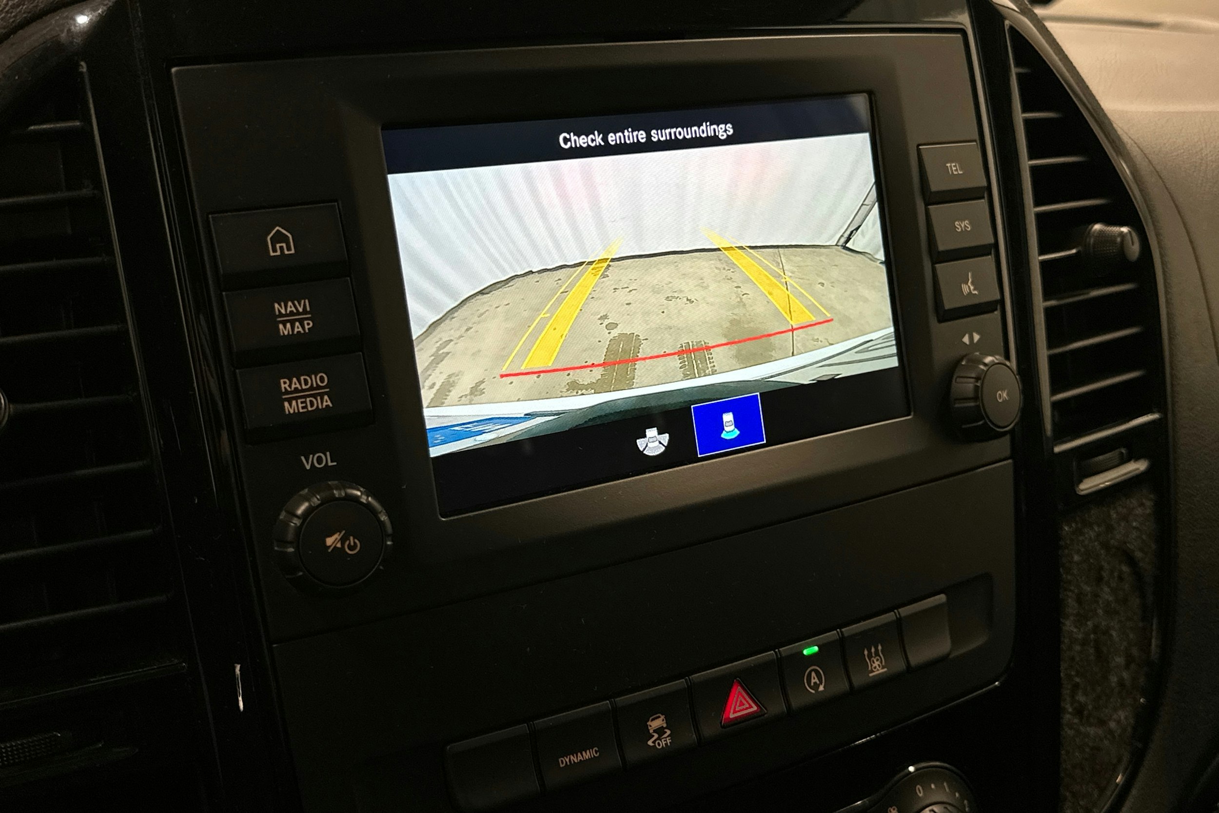 valkoinen Mercedes-Benz Vito 2022 kuva 22.