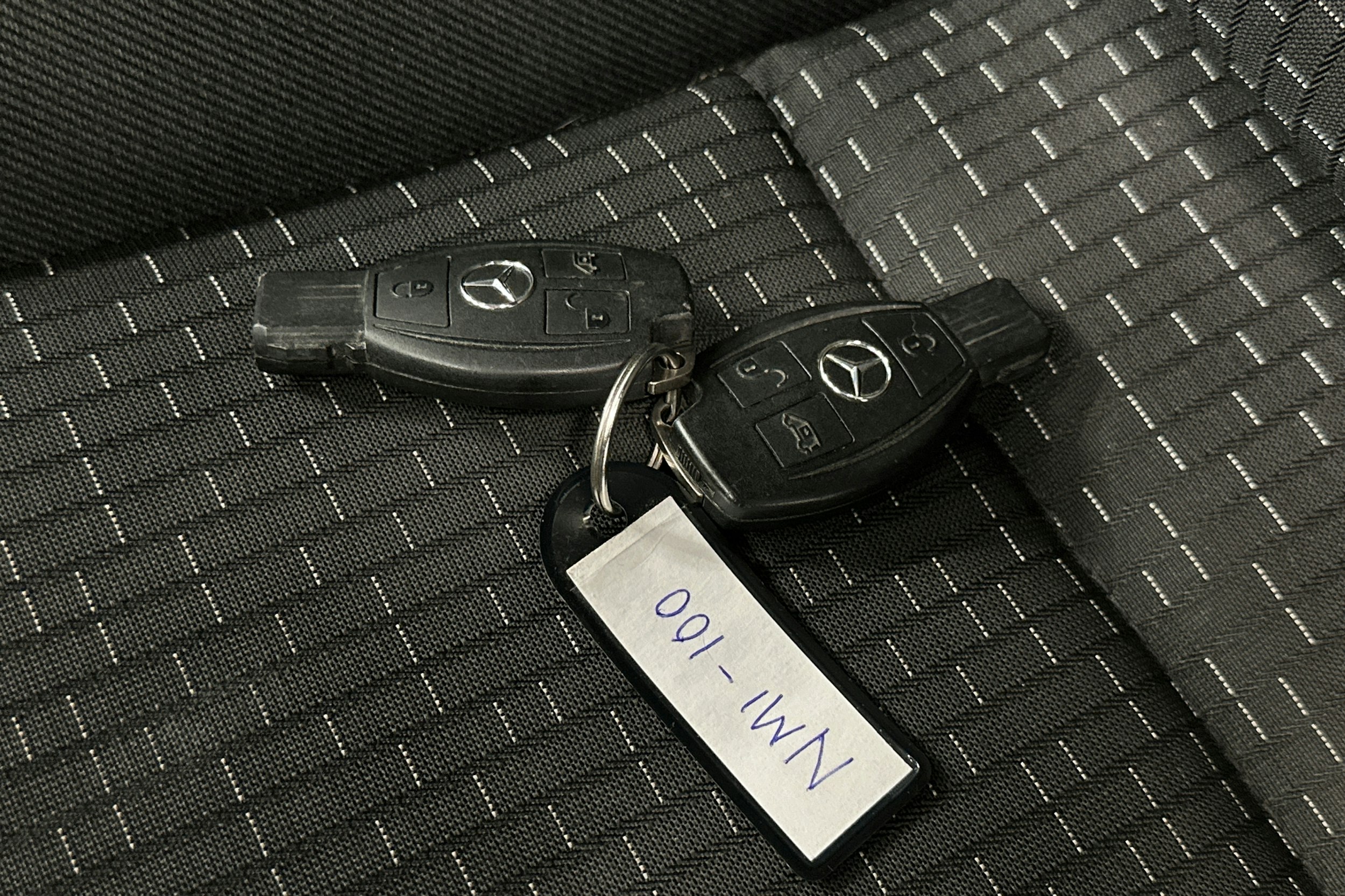 valkoinen Mercedes-Benz Vito 2022 kuva 31.