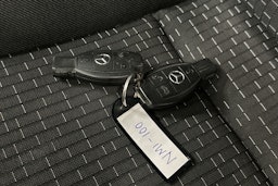 valkoinen Mercedes-Benz Vito 2022 kuva 31.