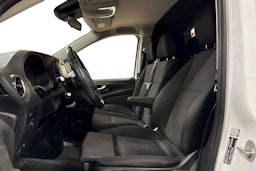 valkoinen Mercedes-Benz Vito 2022 kuva 3.