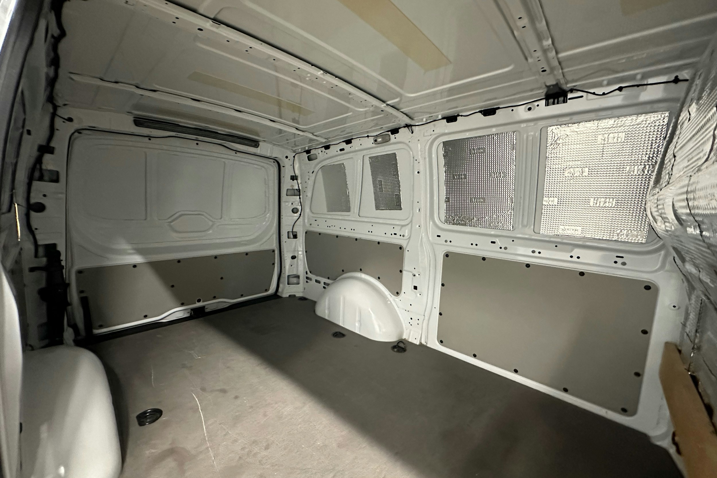 valkoinen Mercedes-Benz Vito 2022 kuva 12.