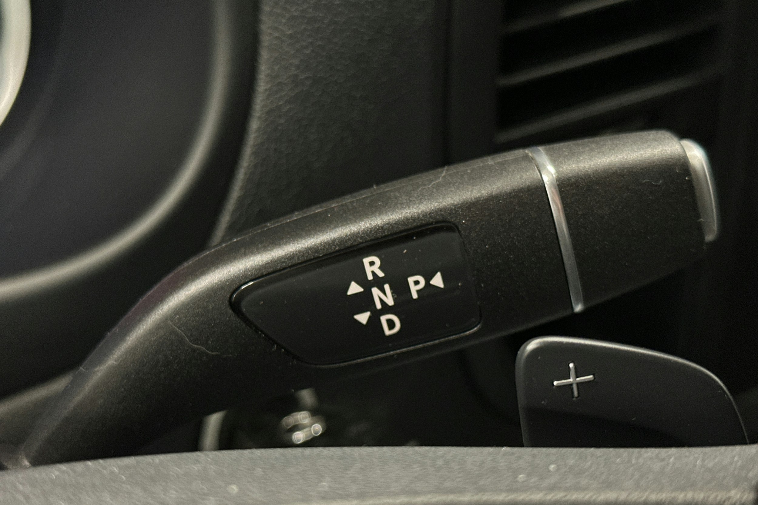 valkoinen Mercedes-Benz Vito 2022 kuva 18.