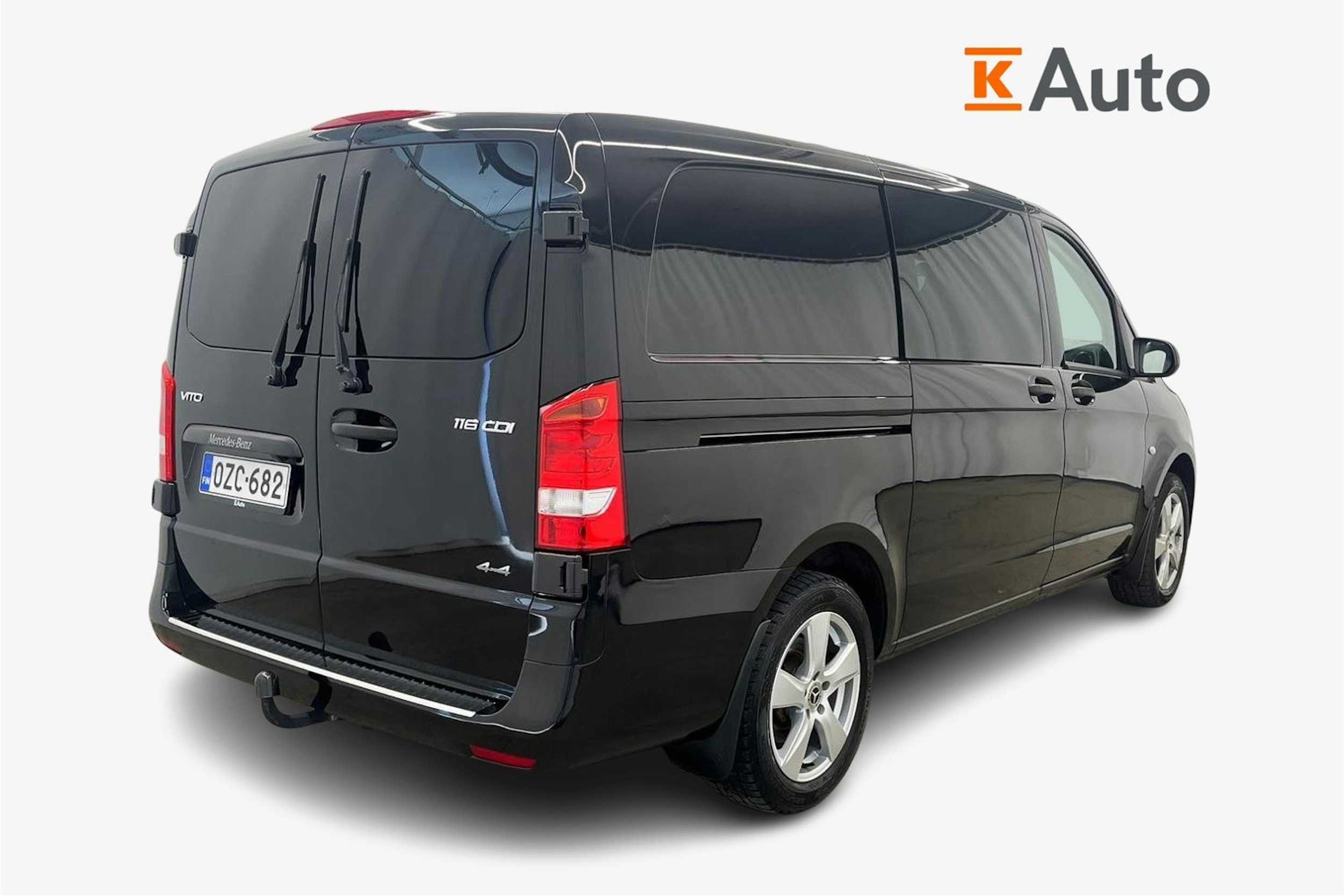 musta Mercedes-Benz Vito 2022 kuva 2.