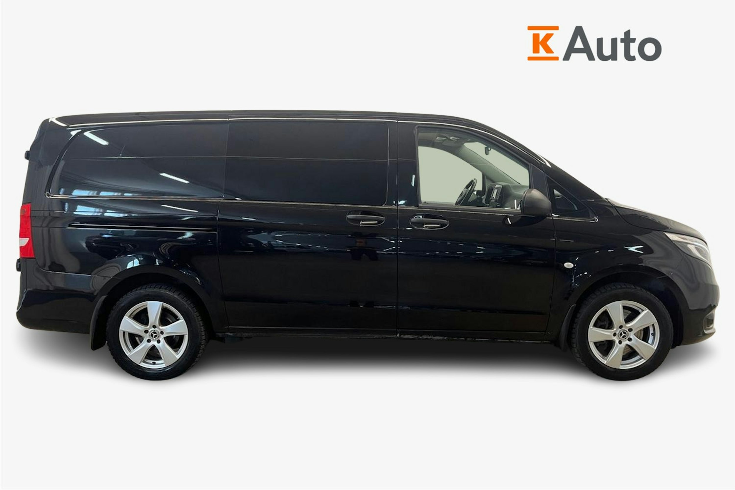 musta Mercedes-Benz Vito 2022 kuva 6.