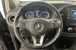 musta Mercedes-Benz Vito 2022 kuva 18.