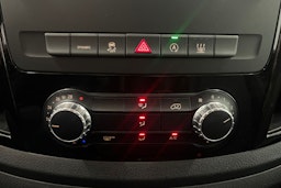 musta Mercedes-Benz Vito 2022 kuva 27.