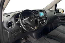 Musta Mercedes-Benz VITO 2022 kuva 8.