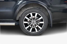 Musta Mercedes-Benz VITO 2022 kuva 12.