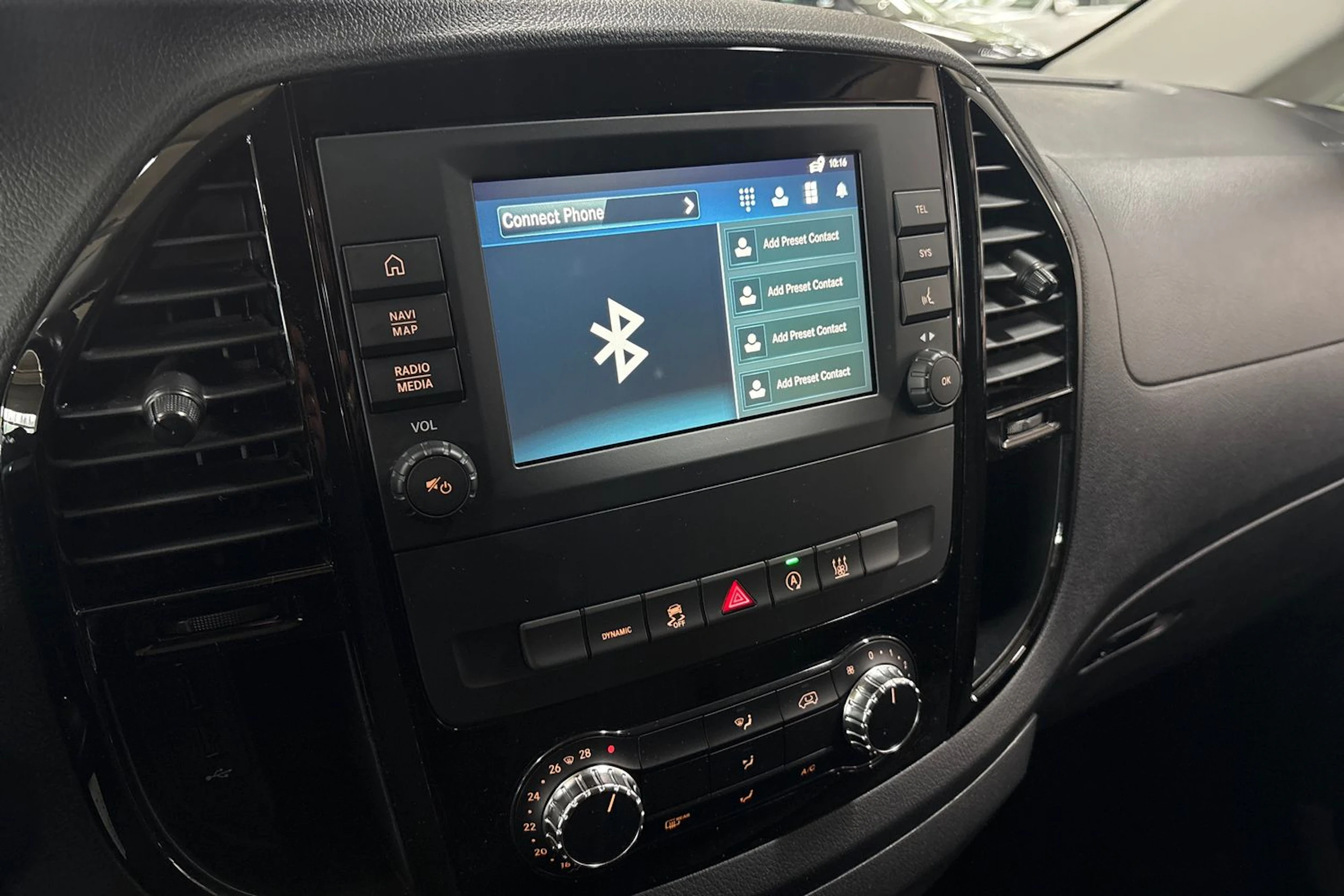 Musta Mercedes-Benz VITO 2022 kuva 20.