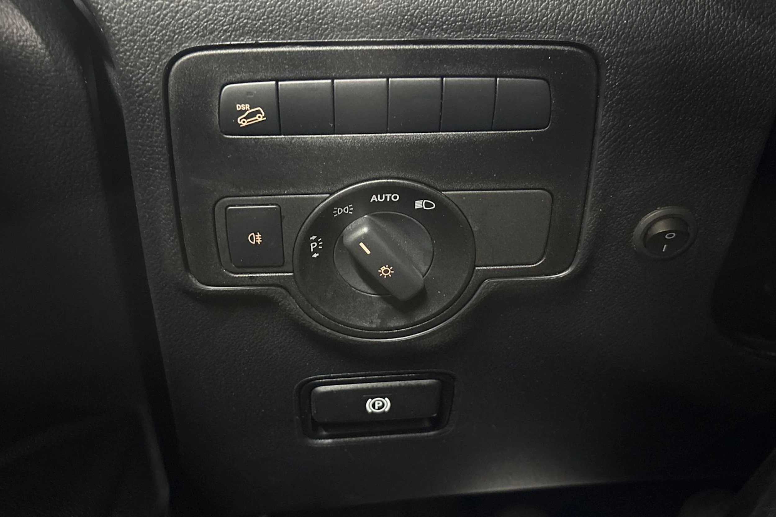 Musta Mercedes-Benz VITO 2022 kuva 22.