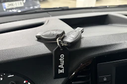 Musta Mercedes-Benz VITO 2022 kuva 24.