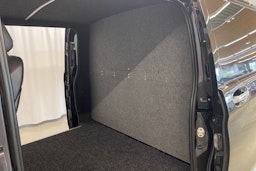 harmaa Mercedes-Benz Vito 2022 kuva 28.