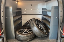 harmaa Mercedes-Benz Vito 2022 kuva 30.