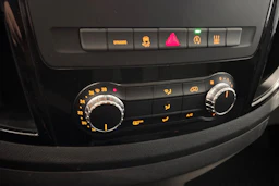 met. harmaa Mercedes-Benz Vito 2022 kuva 18.