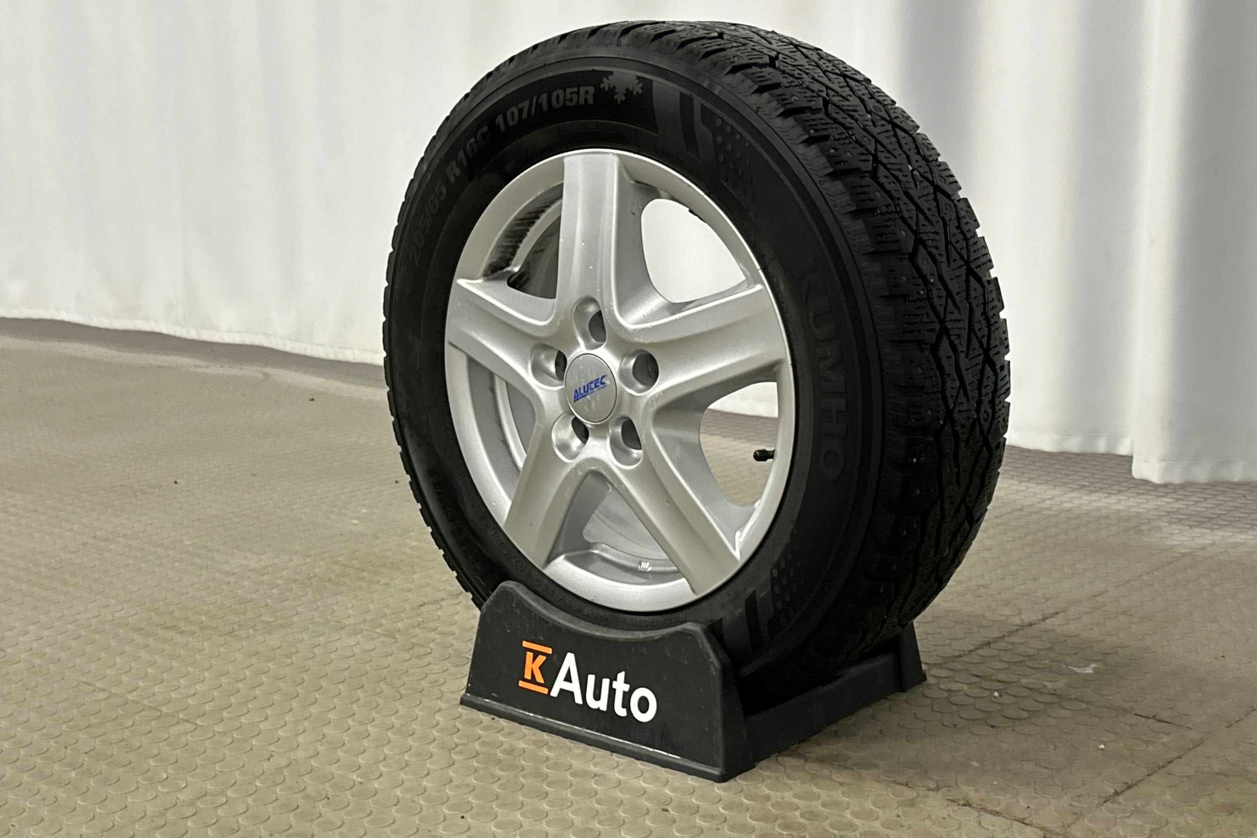 harmaa Mercedes-Benz Vito 2023 kuva 9.