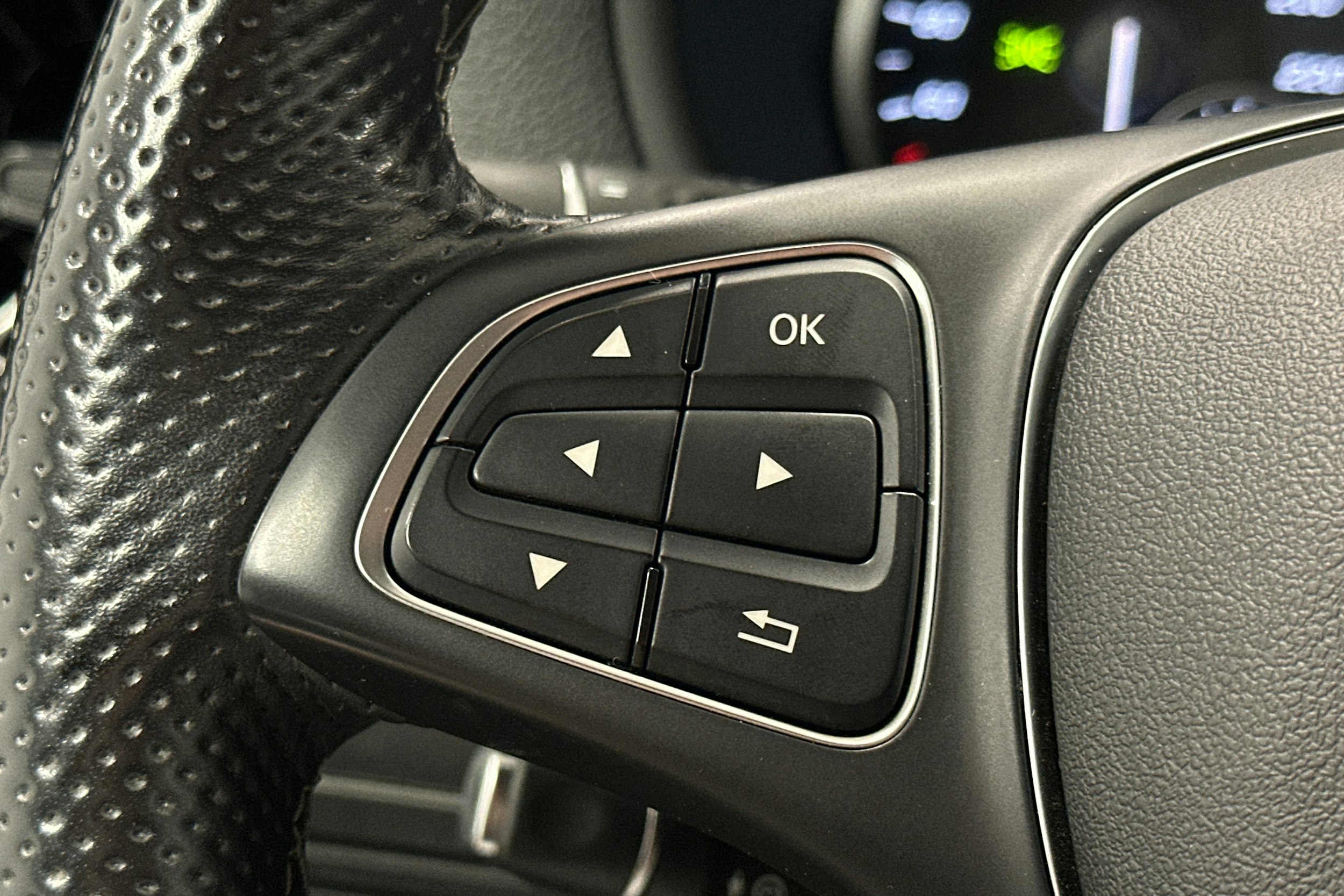 harmaa Mercedes-Benz Vito 2023 kuva 15.
