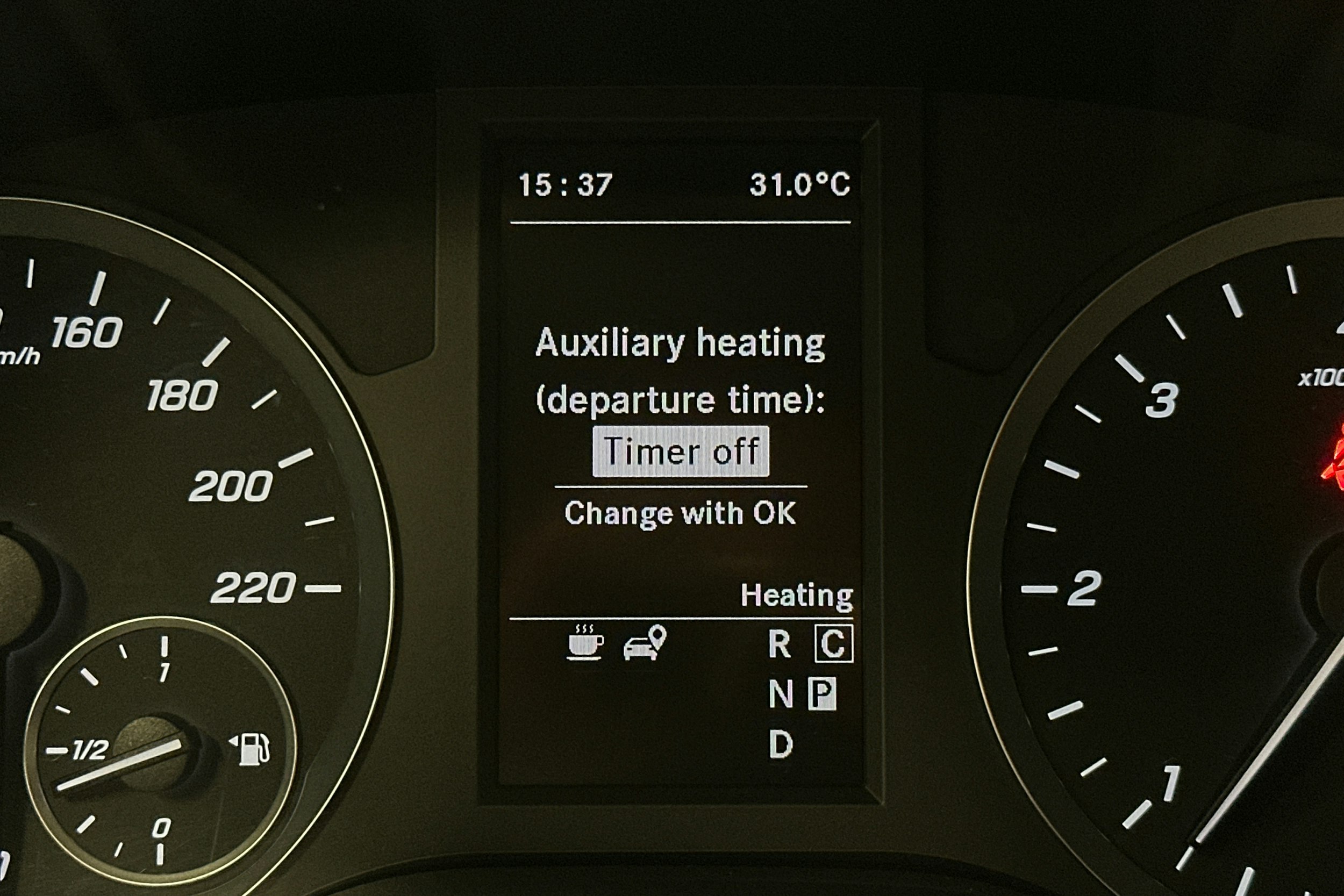 harmaa Mercedes-Benz Vito 2023 kuva 19.