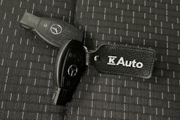 harmaa Mercedes-Benz Vito 2023 kuva 23.